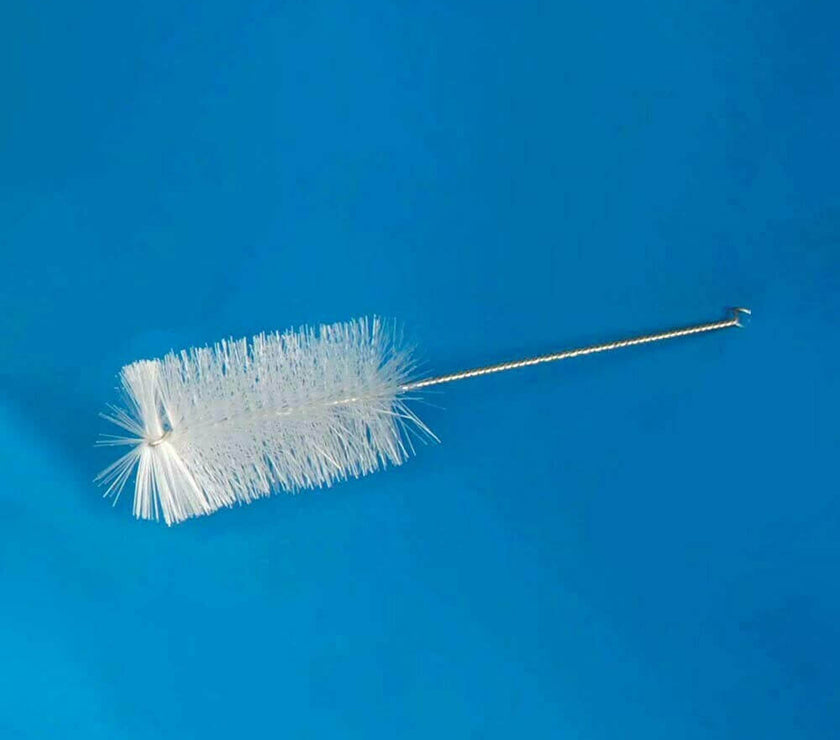 Brush with hard nylon bristles on twisted wire, 120 x 65 mm head, perfect for cleaning and maintenance tasks.